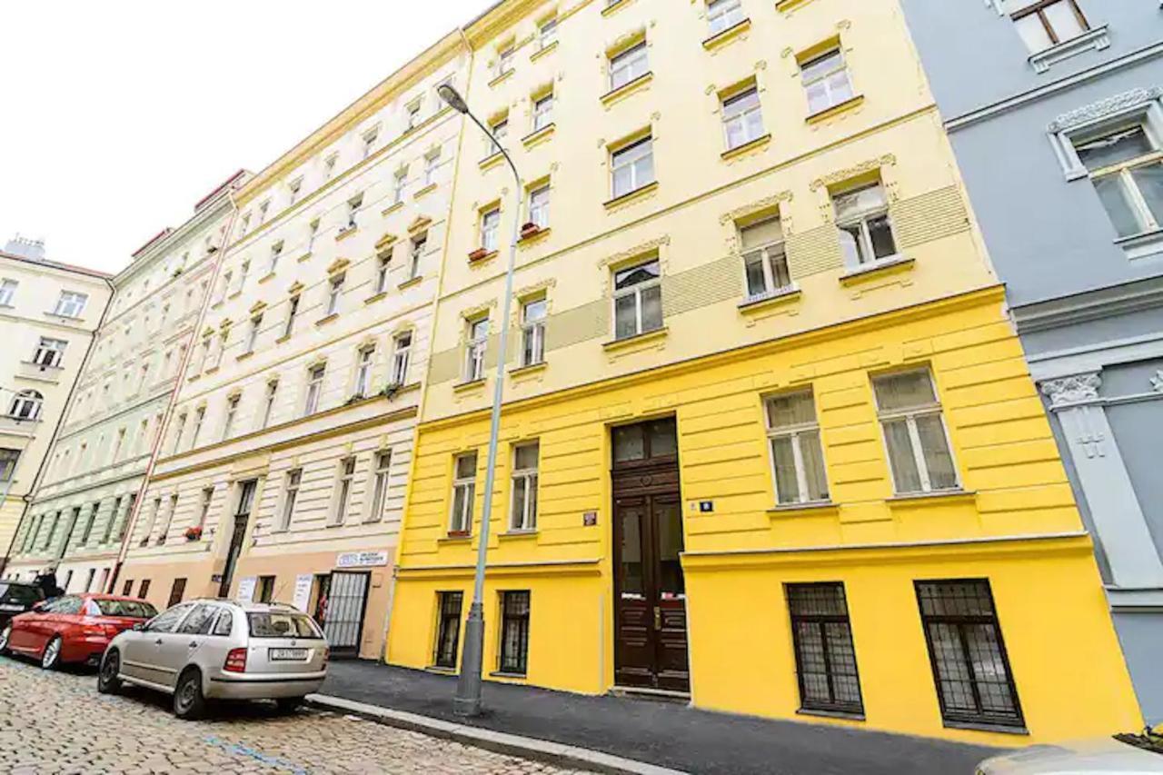 Ground Floor Apartment プラハ エクステリア 写真